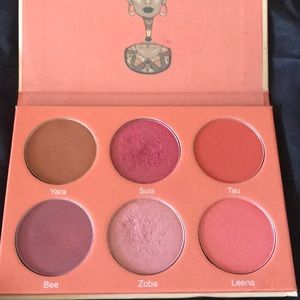 Juvias Place Saharan Blush Palette Volume 2